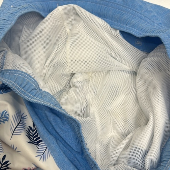 Mizzen + Main hydrashift swim shorts blue and white flamingo size medium - Picture 8 of 8